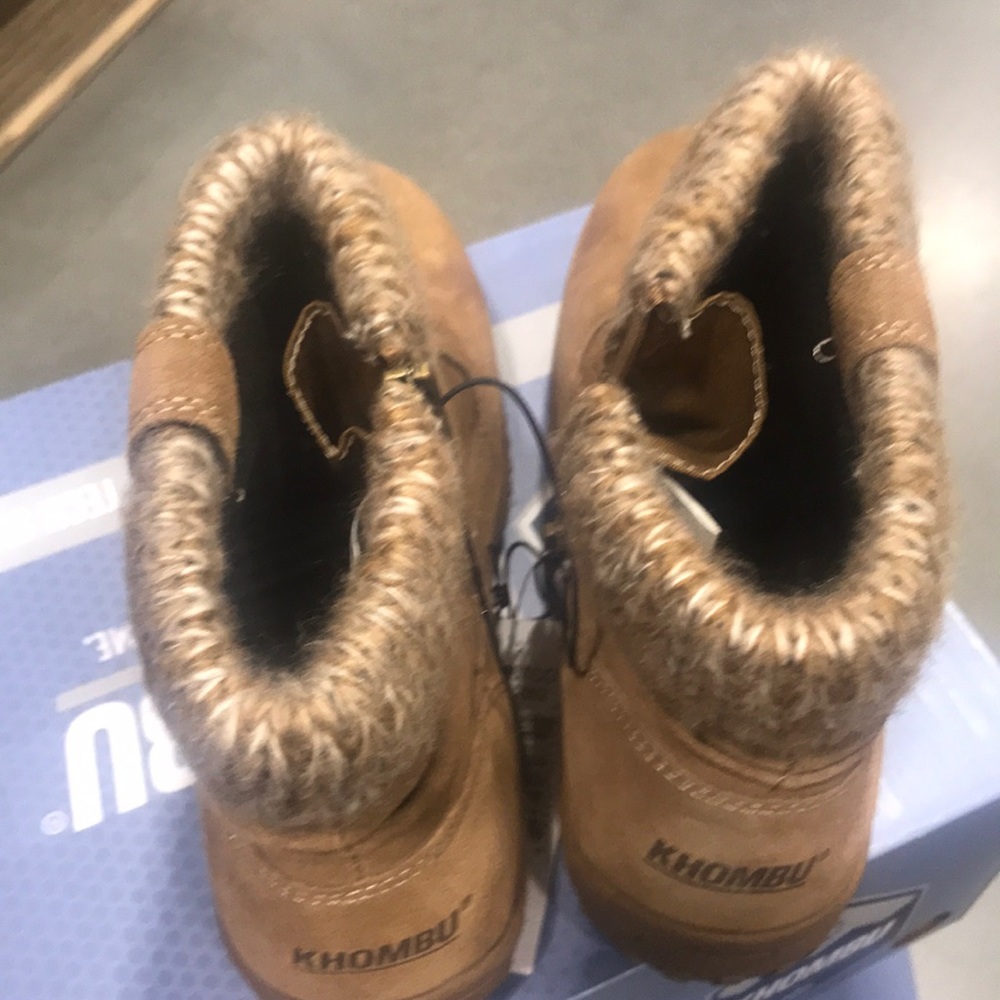 Khombus Ladies' Laura All Weather Bootie size 8 - Picture 9 of 10